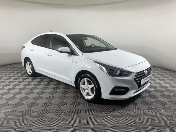 Hyundai Solaris II с пробегом 2017 года, цена 1 195 000 рублей, 134260 км, седан, Автокод Объявления