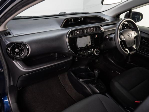 Toyota Aqua I Рестайлинг 2 с пробегом 2019 года, цена 1 479 000 рублей, 111951 км, хэтчбек, Автокод Объявления