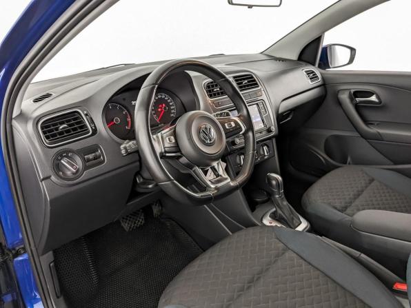 Volkswagen Polo V Рестайлинг с пробегом 2020 года, цена 1 425 000 рублей, 66754 км, седан, Автокод Объявления