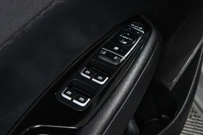 Kia Optima IV с пробегом 2018 года, цена 1 899 000 рублей, 91000 км, седан, Автокод Объявления