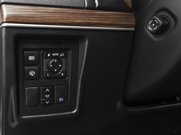 Toyota Land Cruiser Prado 150 Series Рестайлинг 3 с пробегом 2021 года, цена 6 440 000 рублей, 75622 км, внедорожник, Автокод Объявления