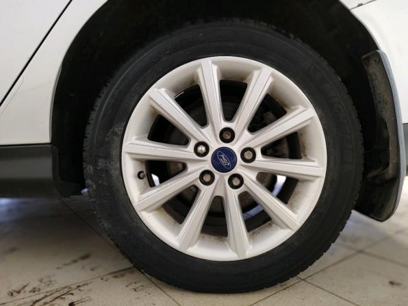 Ford Focus III Рестайлинг с пробегом 2017 года, цена 1 289 000 рублей, 129551 км, универсал, Автокод Объявления