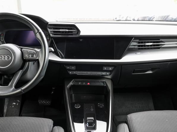 Audi A3 IV (8Y) с пробегом 2021 года, цена 2 949 000 рублей, 59341 км, хэтчбек, Автокод Объявления