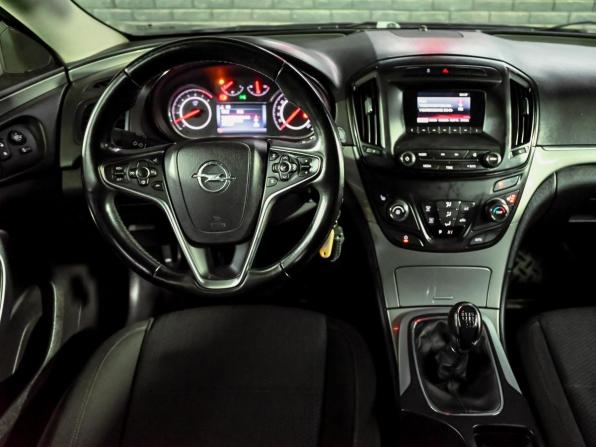 Opel Insignia I Рестайлинг с пробегом 2013 года, цена 1 190 000 рублей, 129090 км, седан, Автокод Объявления