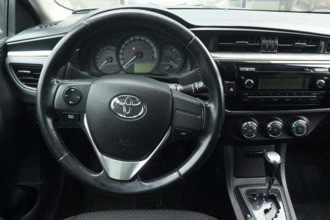 Toyota Corolla XI (E160 E170 E180) с пробегом 2015 года, цена 1 250 000 рублей, 160500 км, седан, Автокод Объявления