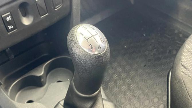 Renault Sandero II с пробегом 2017 года, цена 868 000 рублей, 114100 км, хэтчбек, Автокод Объявления
