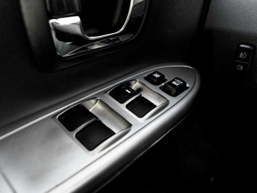 Mitsubishi Pajero IV Рестайлинг 1 Екатеринбург  - изображение 23