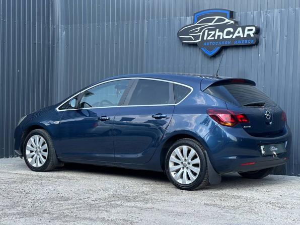 Opel Astra J с пробегом 2011 года, цена 649 000 рублей, 185000 км, хэтчбек, Автокод Объявления