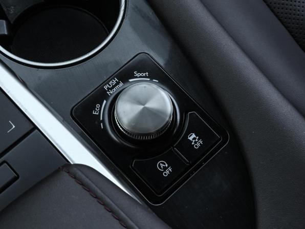 Lexus RX IV Рестайлинг с пробегом 2021 года, цена 3 999 000 рублей, 135236 км, внедорожник, Автокод Объявления