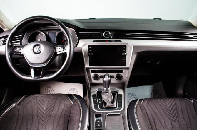 Volkswagen Passat B8 с пробегом 2018 года, цена 2 129 000 рублей, 269000 км, универсал, Автокод Объявления