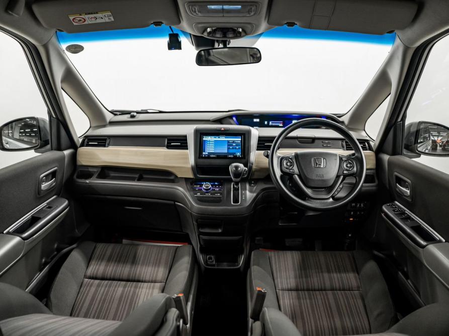 Honda Freed II Красноярск  - изображение 9