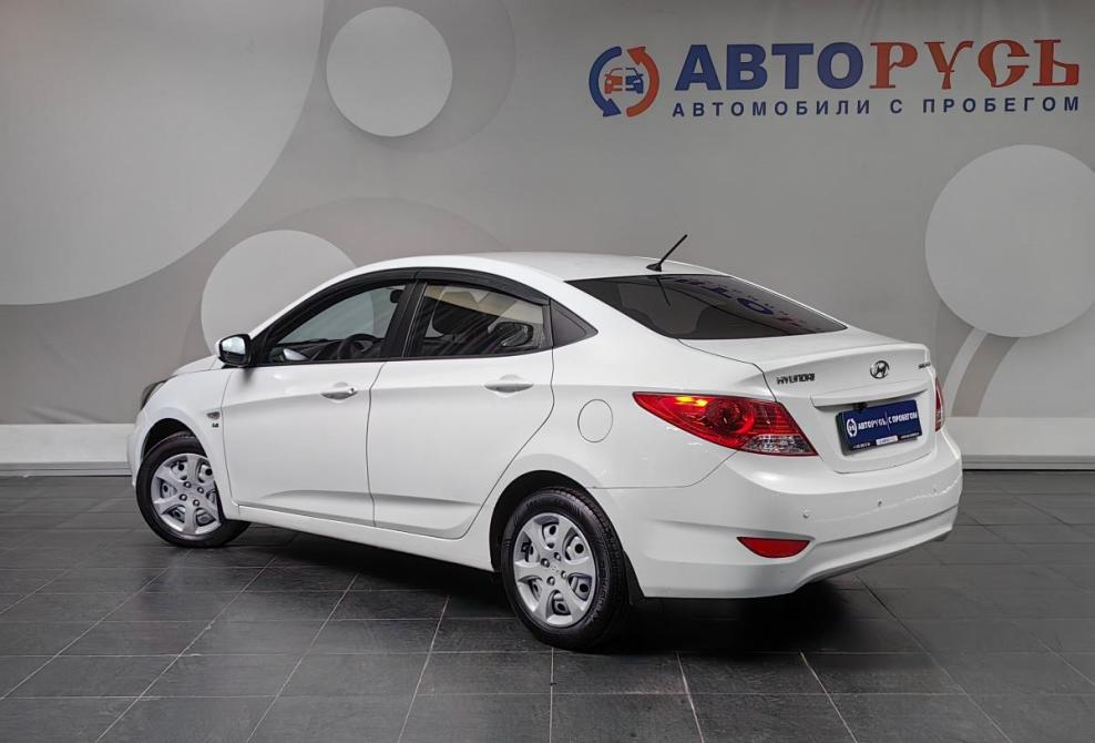 Hyundai Solaris I Москва  - изображение 2