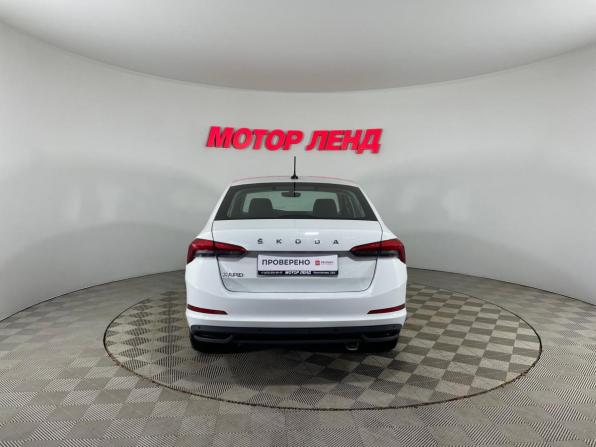Skoda Rapid II с пробегом 2022 года, цена 1 700 000 рублей, 62306 км, лифтбек, Автокод Объявления