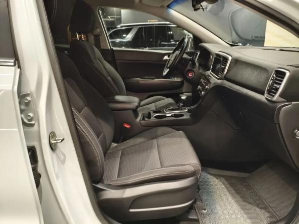 Kia Sportage IV Рестайлинг с пробегом 2020 года, цена 2 060 000 рублей, 126000 км, внедорожник, Автокод Объявления