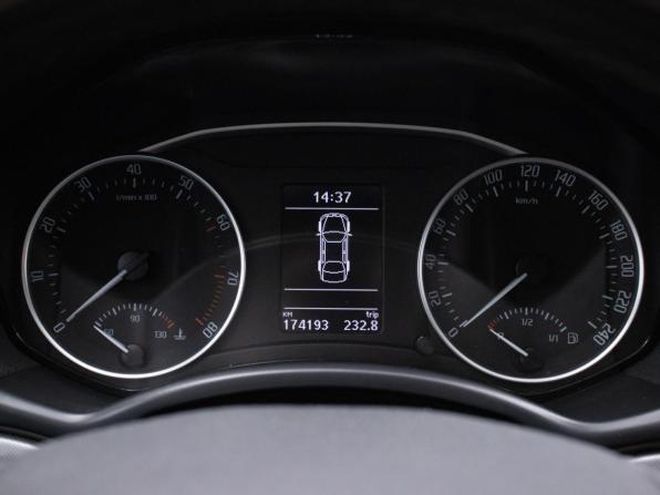 Skoda Octavia II (A5) Рестайлинг с пробегом 2012 года, цена 995 000 рублей, 174191 км, лифтбек, Автокод Объявления