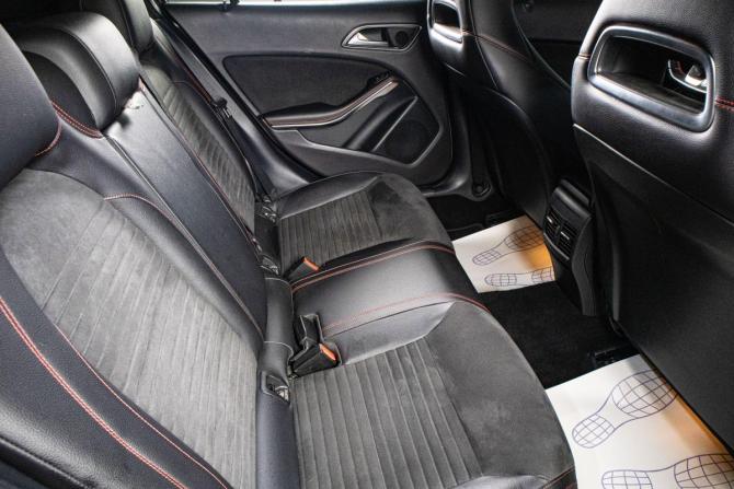 Mercedes-Benz GLA I (X156) с пробегом 2018 года, цена 2 959 000 рублей, 97000 км, внедорожник, Автокод Объявления