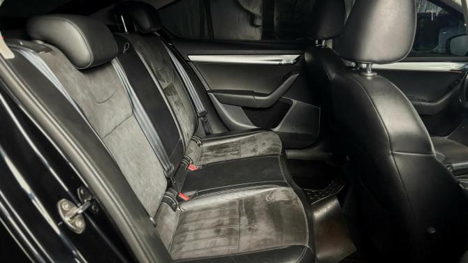 Skoda Octavia III (A7) Рестайлинг с пробегом 2017 года, цена 1 400 000 рублей, 175181 км, лифтбек, Автокод Объявления