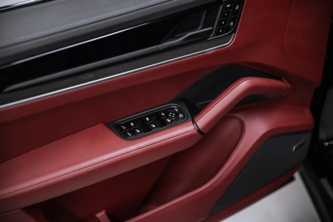 Новый Porsche Cayenne III Рестайлинг 2025 года, цена 18 900 000 рублей, внедорожник, Автокод Объявления