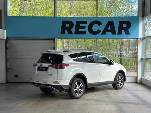 Toyota RAV4 IV (XA40) Рестайлинг с пробегом 2017 года, цена 2 230 000 рублей, 203200 км, внедорожник, Автокод Объявления