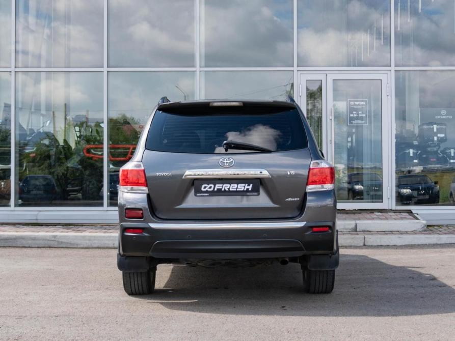 Toyota Highlander II (XU40) Рестайлинг Улан-Удэ  - изображение 4