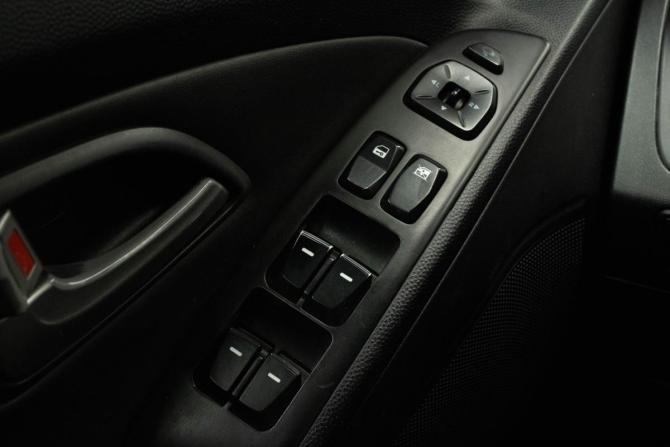 Hyundai ix35 I с пробегом 2011 года, цена 1 090 000 рублей, 160288 км, внедорожник, Автокод Объявления