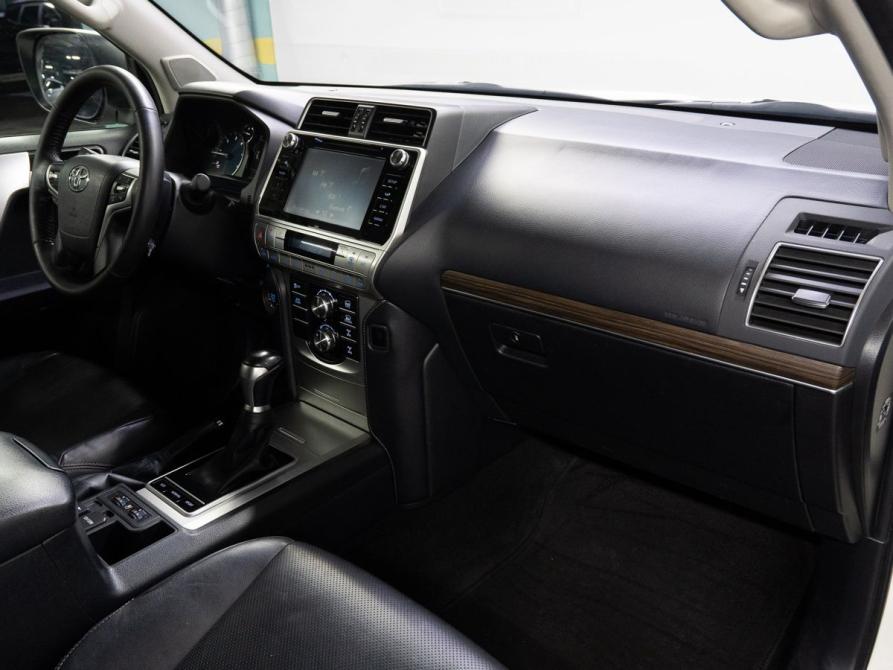 Toyota Land Cruiser Prado 150 Series Рестайлинг 2 Тюмень  - изображение 19