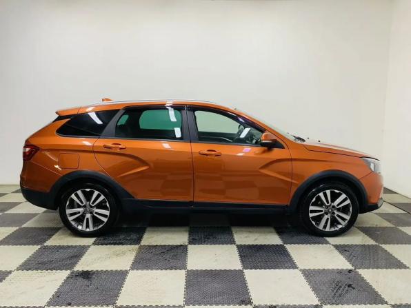 Lada (ВАЗ) Vesta I с пробегом 2018 года, цена 870 000 рублей, 105356 км, универсал, Автокод Объявления
