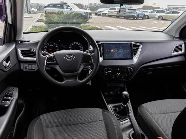 Hyundai Solaris II с пробегом 2019 года, цена 1 278 070 рублей, 49429 км, седан, Автокод Объявления