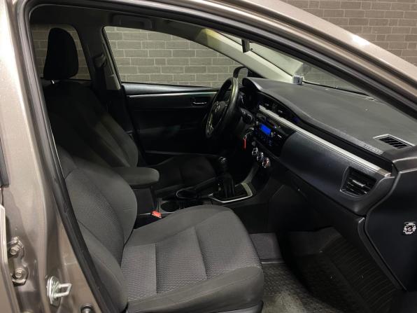Toyota Corolla XI (E160 E170 E180) с пробегом 2013 года, цена 1 349 000 рублей, 183034 км, седан, Автокод Объявления