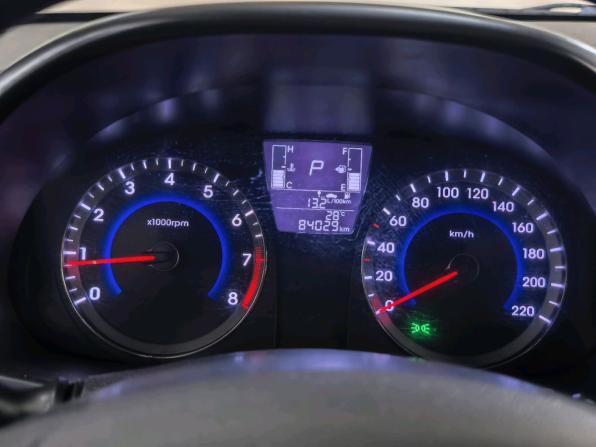 Hyundai Solaris I Рестайлинг с пробегом 2015 года, цена 1 250 000 рублей, 84028 км, седан, Автокод Объявления