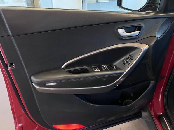 Hyundai Santa Fe III с пробегом 2014 года, цена 1 992 000 рублей, 120143 км, внедорожник, Автокод Объявления