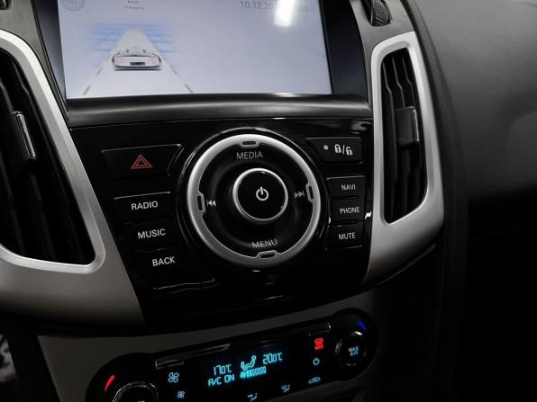 Ford Focus III с пробегом 2013 года, цена 825 000 рублей, 127050 км, седан, Автокод Объявления