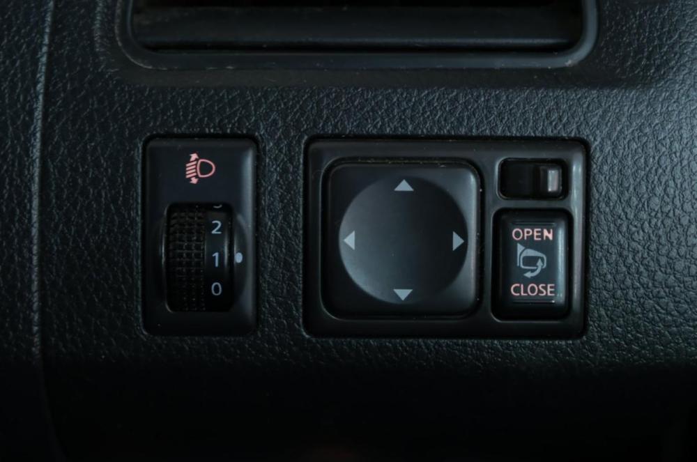 Nissan Serena IV (C26) Омск  - изображение 10