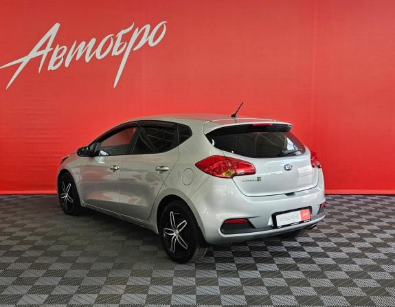 Kia Ceed II с пробегом 2014 года, цена 660 000 рублей, 245440 км, хэтчбек, Автокод Объявления