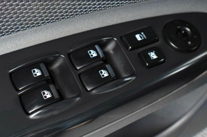 Kia Rio II Рестайлинг с пробегом 2011 года, цена 569 000 рублей, 195000 км, хэтчбек, Автокод Объявления