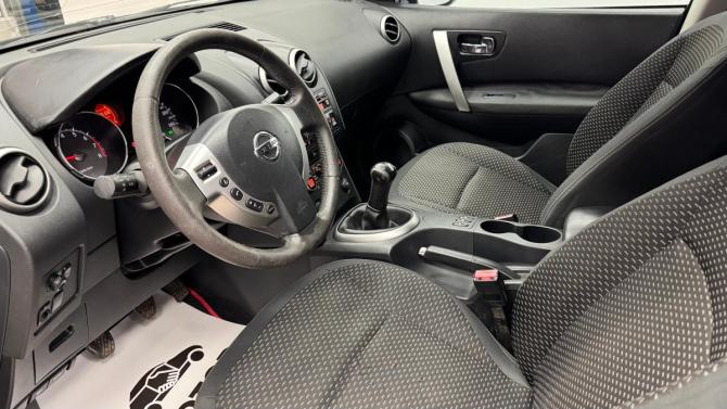 Nissan Qashqai I с пробегом 2008 года, цена 595 000 рублей, 299128 км, внедорожник, Автокод Объявления
