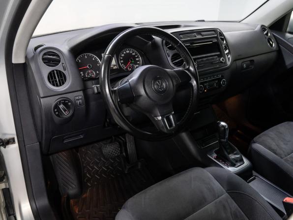 Volkswagen Tiguan I Рестайлинг с пробегом 2012 года, цена 1 699 000 рублей, 124000 км, внедорожник, Автокод Объявления