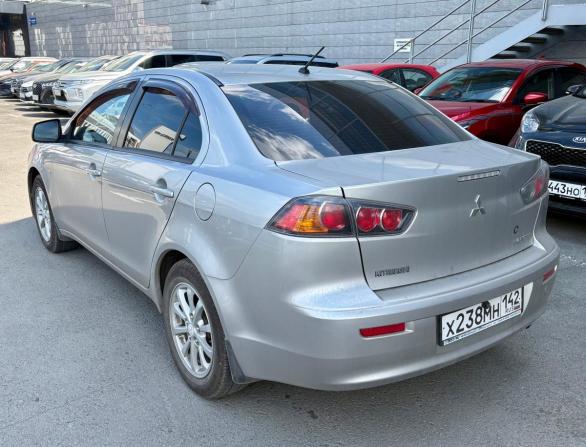 Mitsubishi Lancer X Рестайлинг с пробегом 2011 года, цена 699 000 рублей, 239444 км, седан, Автокод Объявления