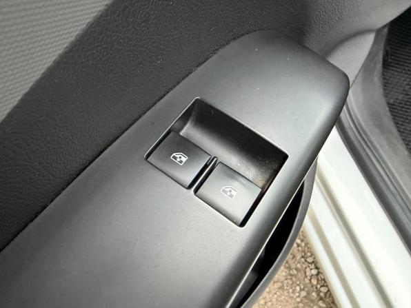 Chevrolet Aveo II с пробегом 2012 года, цена 555 000 рублей, 175000 км, хэтчбек, Автокод Объявления