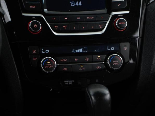 Nissan Qashqai II с пробегом 2017 года, цена 1 577 077 рублей, 127819 км, внедорожник, Автокод Объявления