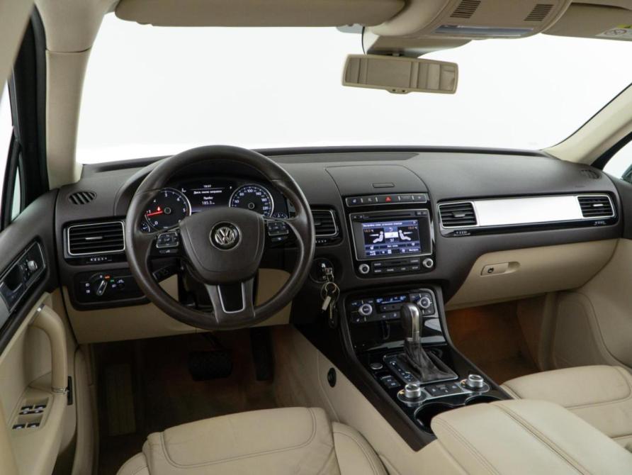 Volkswagen Touareg II Рестайлинг Москва  - изображение 6