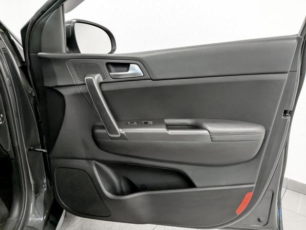 Kia Sportage IV Рестайлинг с пробегом 2021 года, цена 2 500 000 рублей, 73534 км, внедорожник, Автокод Объявления
