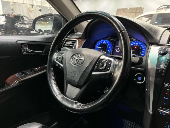 Toyota Camry VII (XV50) Рестайлинг с пробегом 2015 года, цена 1 680 000 рублей, 269842 км, седан, Автокод Объявления
