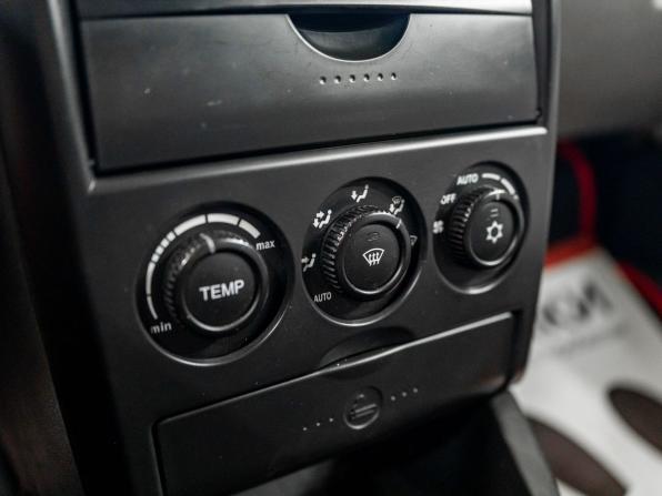 Lada (ВАЗ) Priora I с пробегом 2013 года, цена 499 000 рублей, 214428 км, хэтчбек, Автокод Объявления