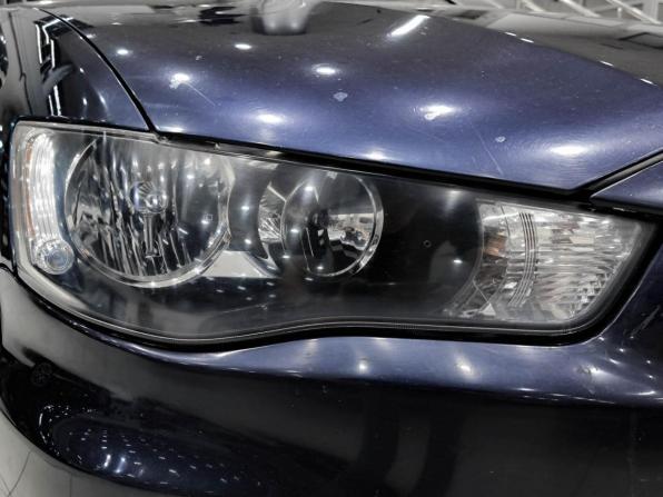 Mitsubishi Outlander II Рестайлинг с пробегом 2011 года, цена 899 000 рублей, 300689 км, внедорожник, Автокод Объявления