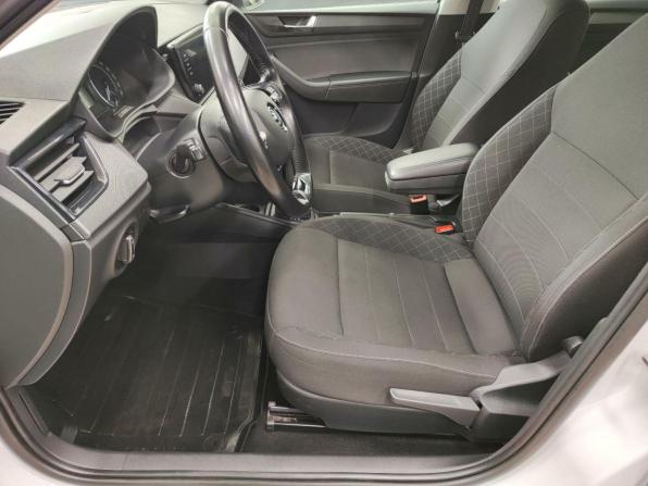 Skoda Rapid II с пробегом 2021 года, цена 1 699 500 рублей, 119912 км, лифтбек, Автокод Объявления