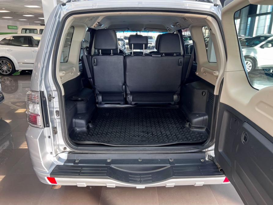 Mitsubishi Pajero IV Рестайлинг 2 Тверь  - изображение 7