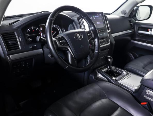 Toyota Land Cruiser 200 Series Рестайлинг 2 с пробегом 2019 года, цена 7 800 000 рублей, 89662 км, внедорожник, Автокод Объявления