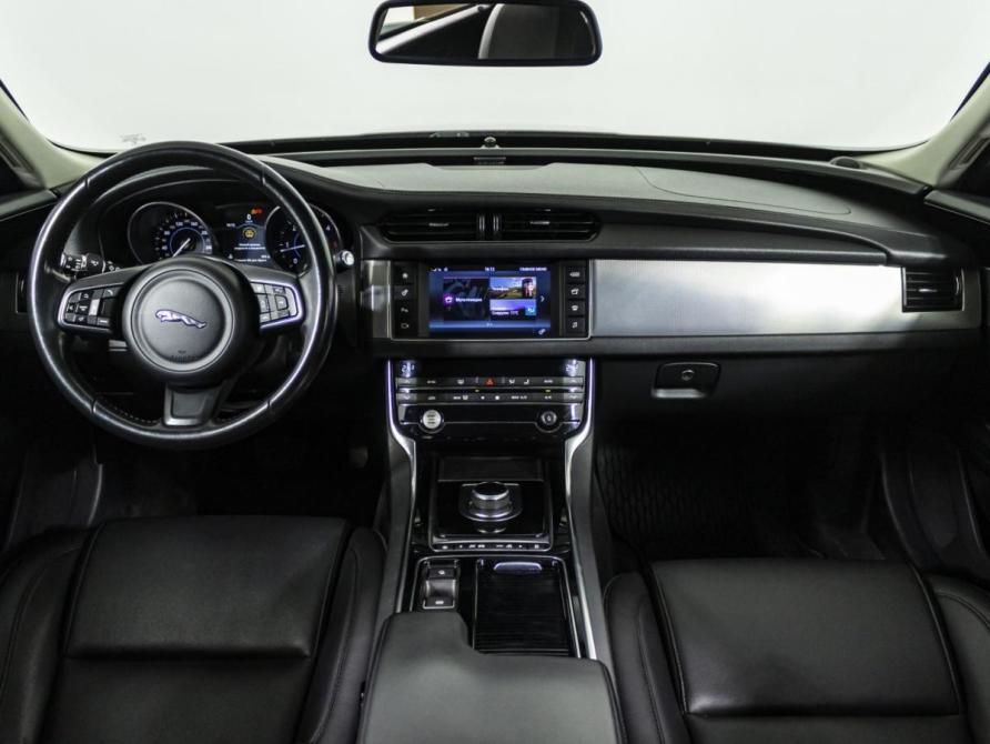 Jaguar XF II Москва  - изображение 13