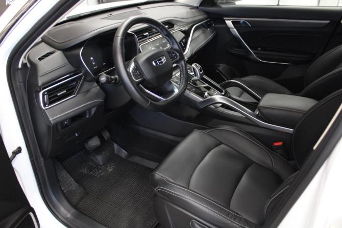 Geely Atlas Pro с пробегом 2022 года, цена 1 899 000 рублей, 49410 км, внедорожник, Автокод Объявления